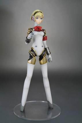"Persona 3" 1/7 Scale Figure Aegis Coffee Table Collecting Community