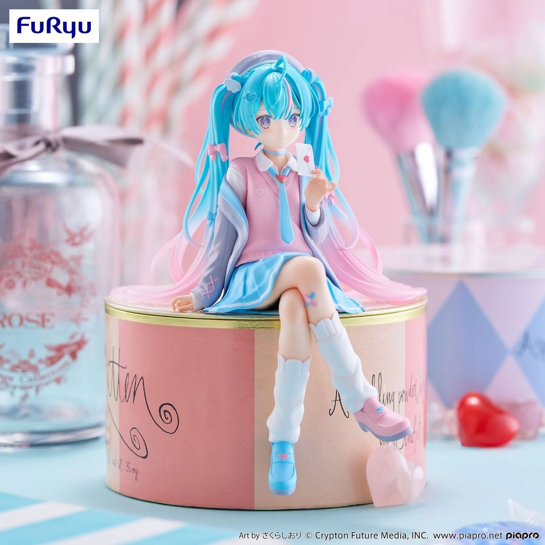 Limited Toy "Hatsune Miku" Noodle Stopper Figure Blazer in Love ver.