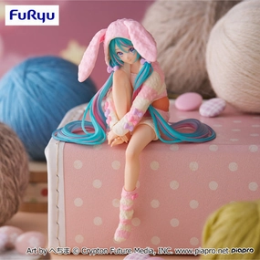 "Character Vocal Series 01 Hatsune Miku" Noodle Stopper Figure Usamimi/Rabbit Ear Hood Pajama Action Pose Street Art