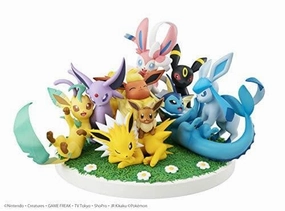 "Pokemon" G.E.M. EX Series  Eevee Friends (MegaHouse) Viking Statue